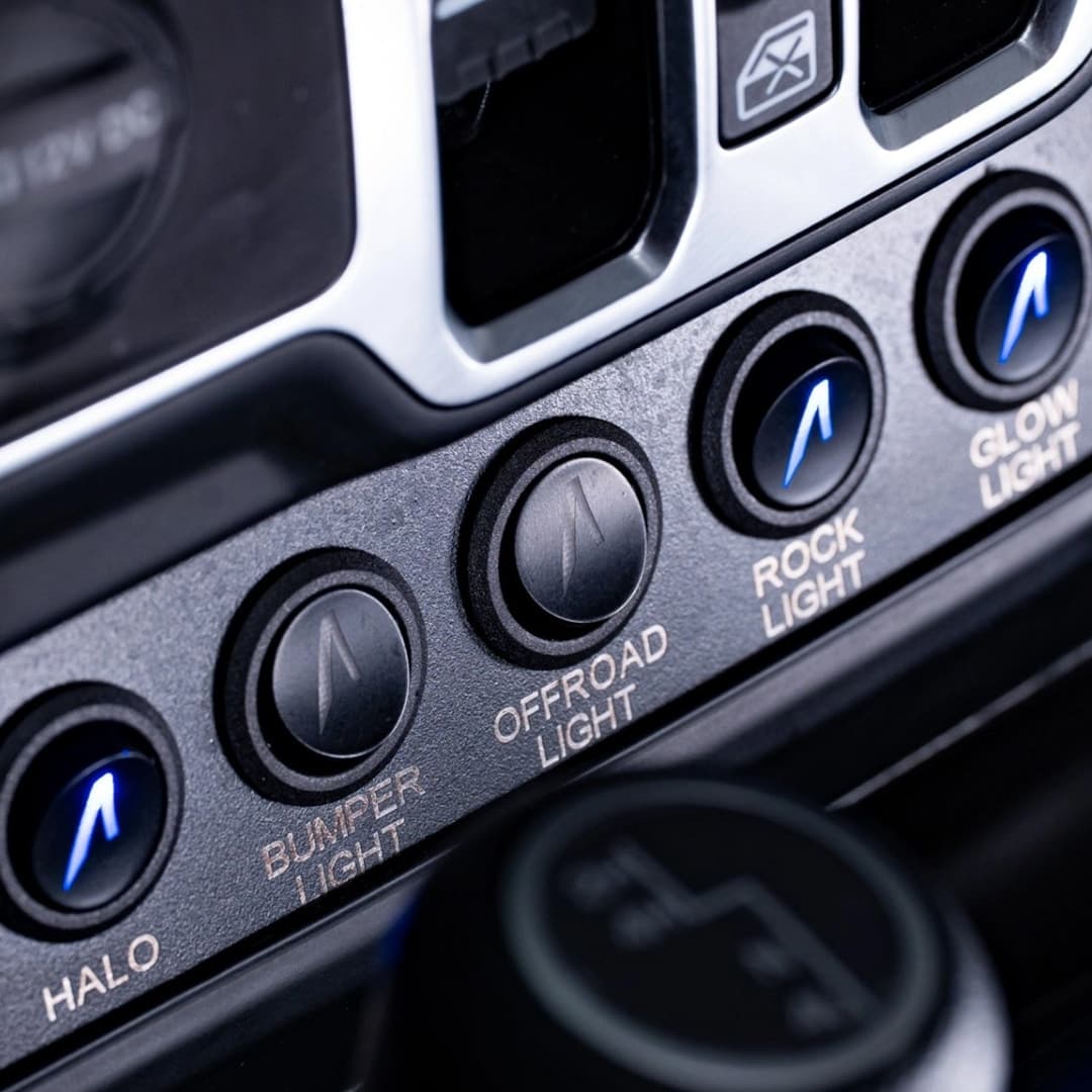 2026 Jeep Wrangler SoFlo Edition — photo 7