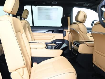 2026 Jeep Grand Wagoneer Summit Reserve 4WD — photo 3