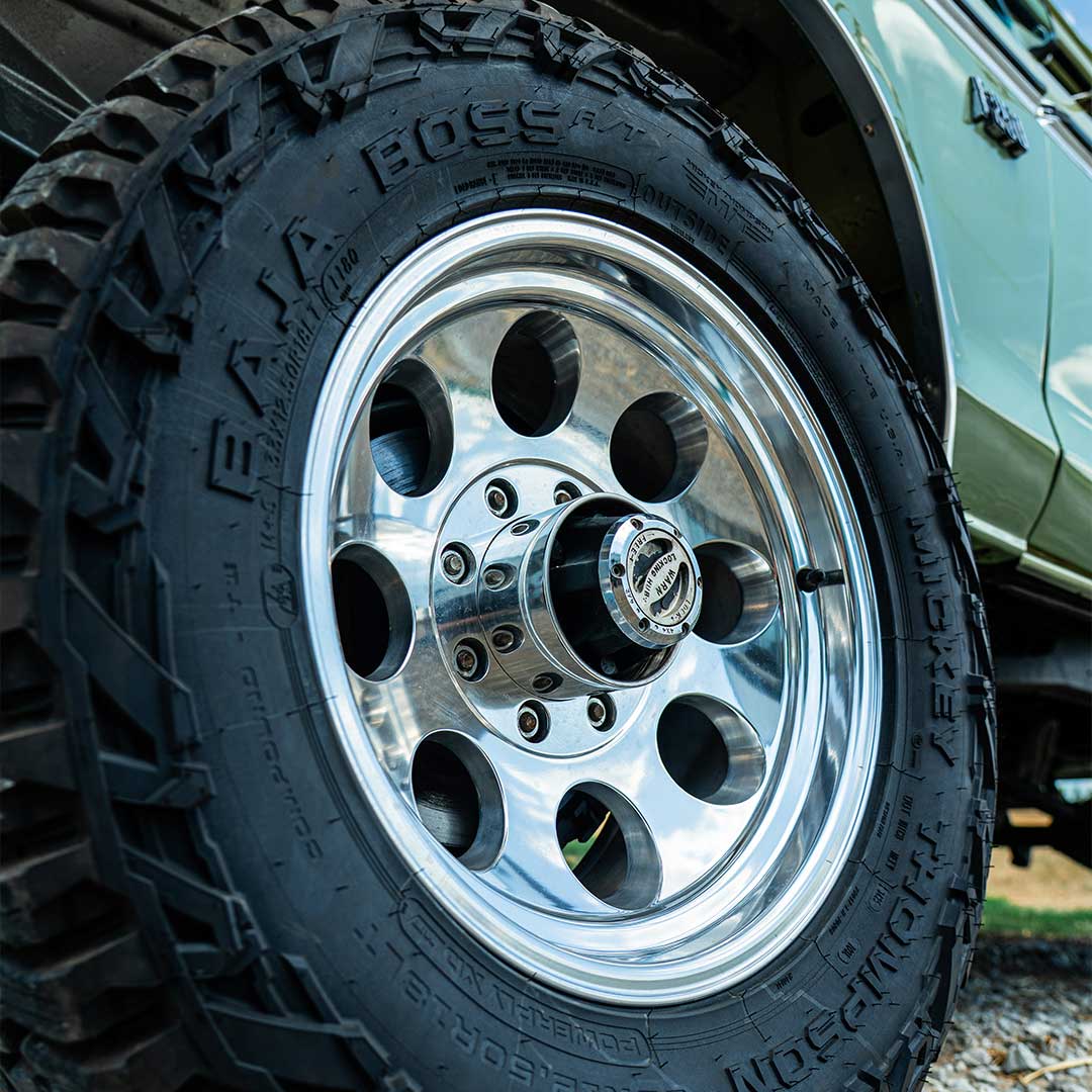 1976 Ford F-250 Highboy (4x4) — photo 9