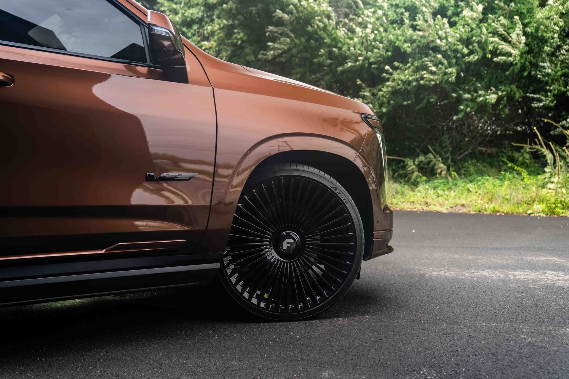 2025 Cadillac Escalade V — photo 14