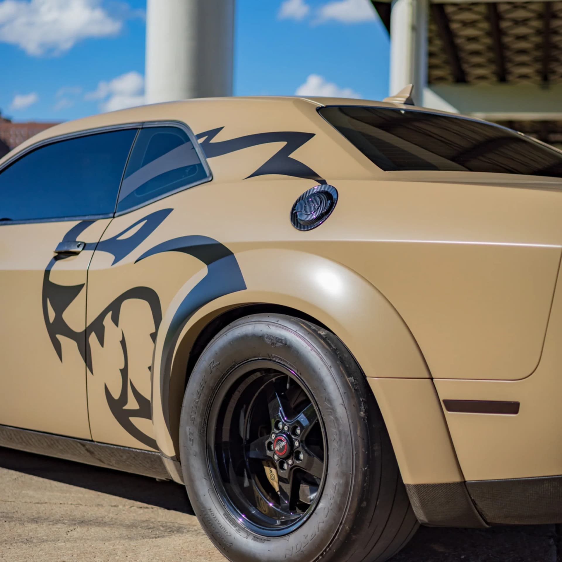 Dodge Challenger SRT Hellcat Widebody — photo 7