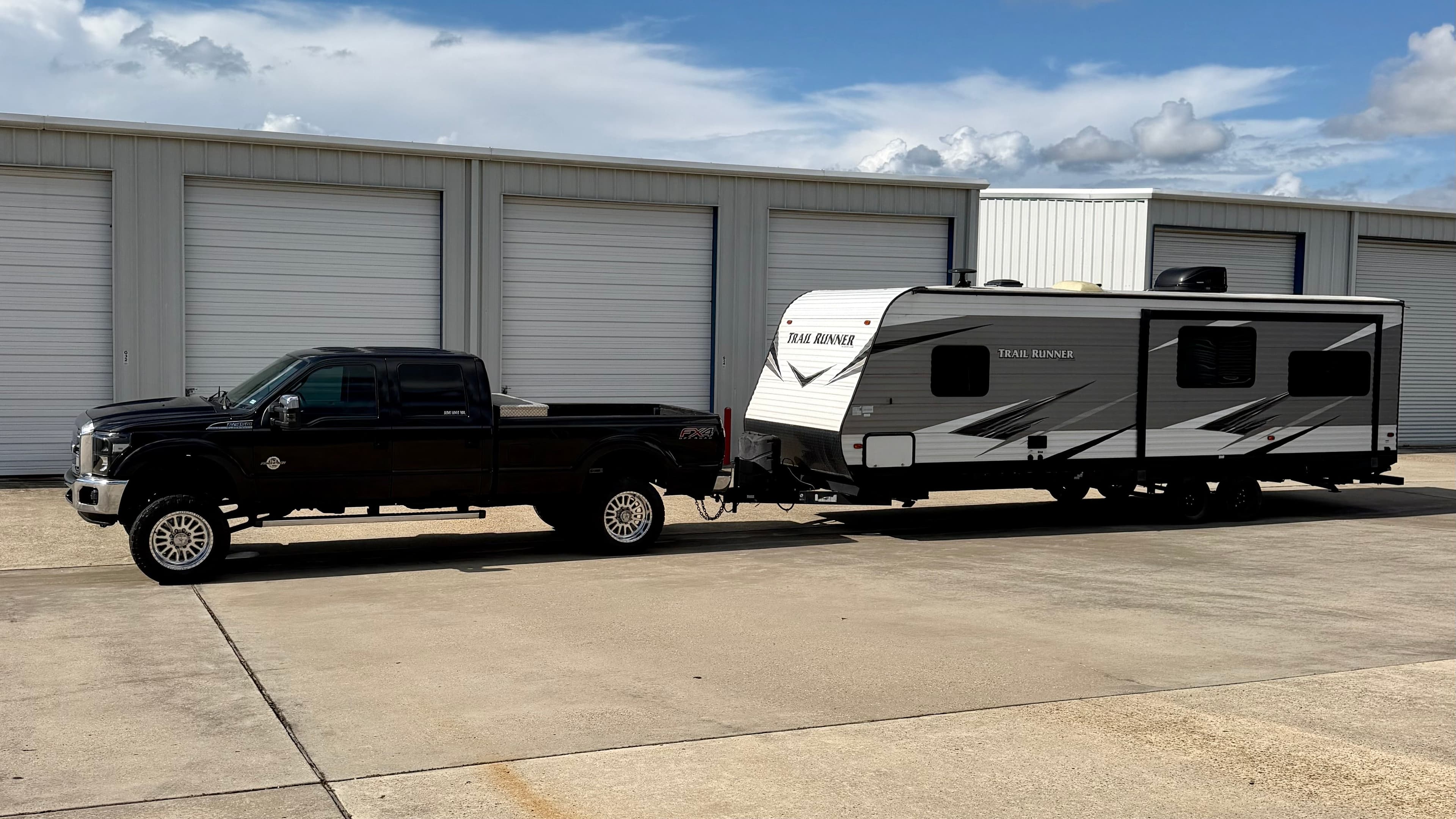 2013 Ford F-350 — photo 4