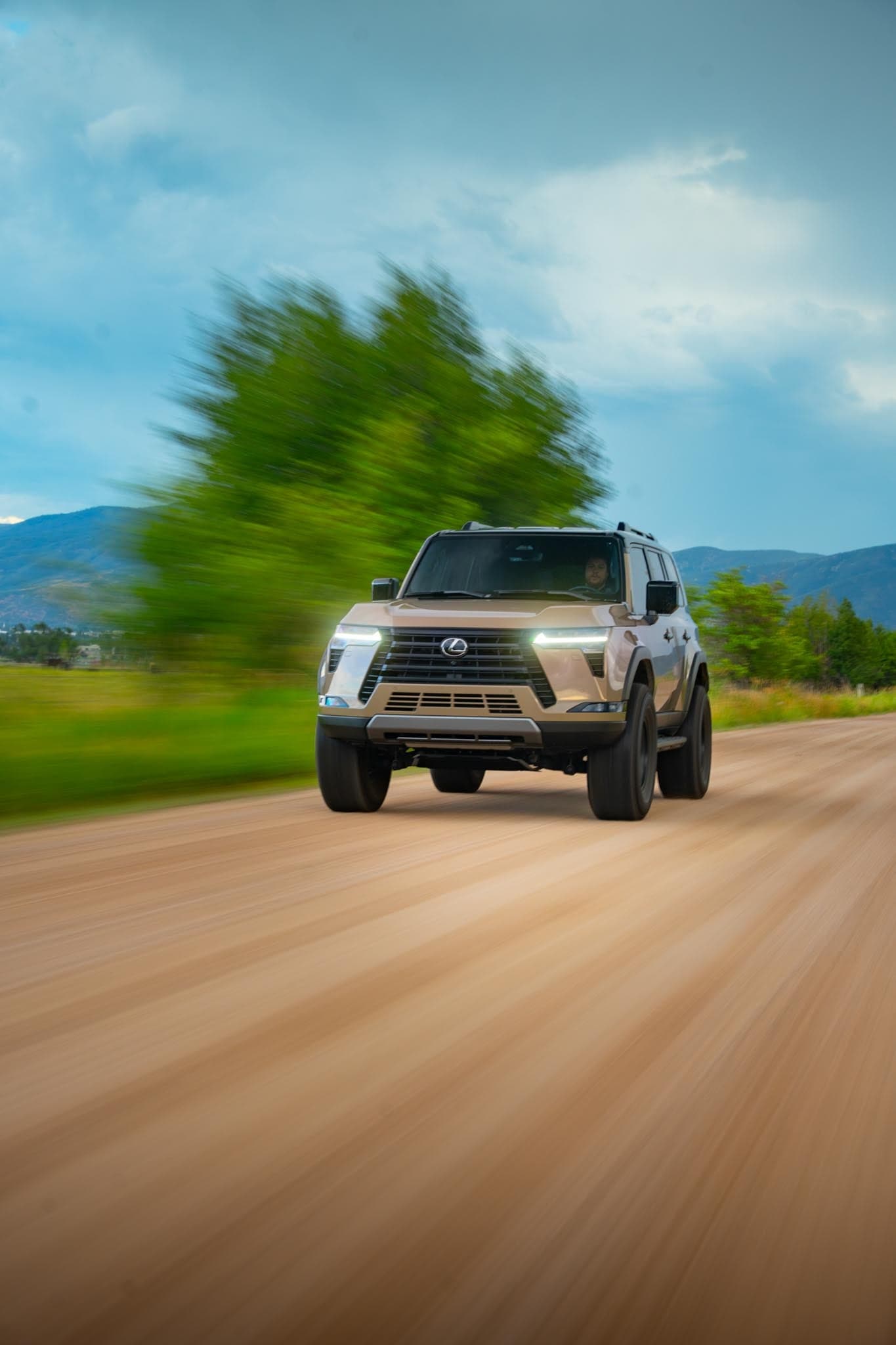 2025 Lexus GX 550 Overtrail — photo 11