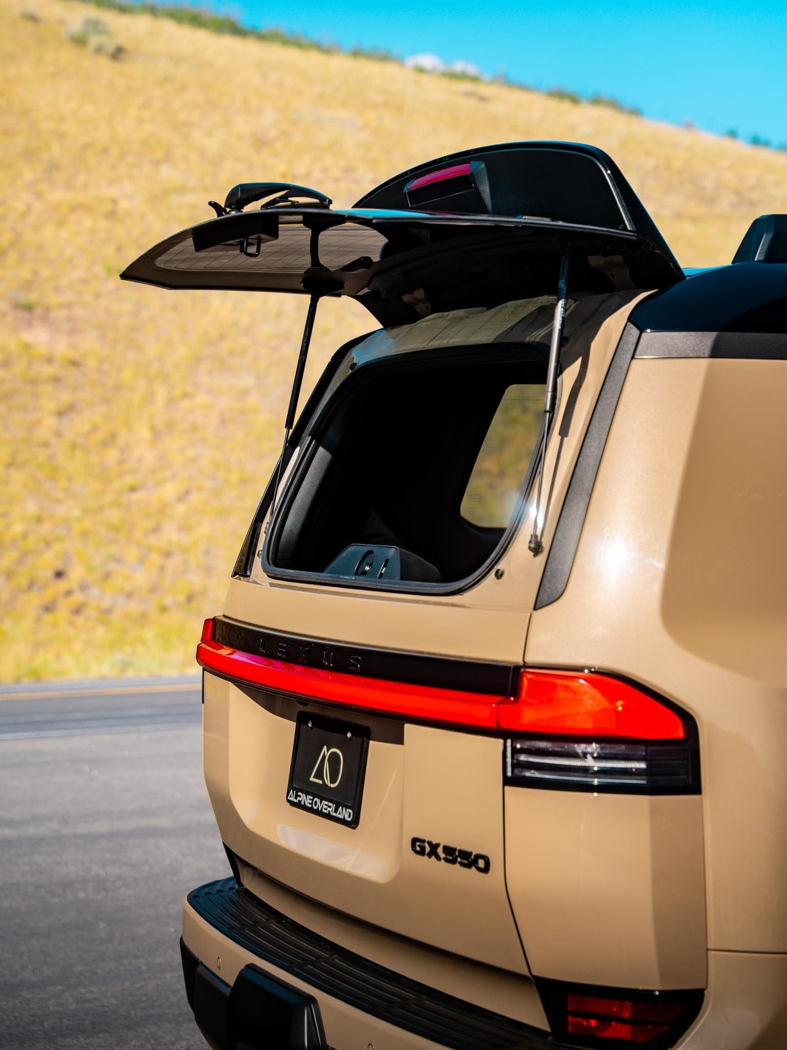 2025 Lexus GX 550 Overtrail — photo 4