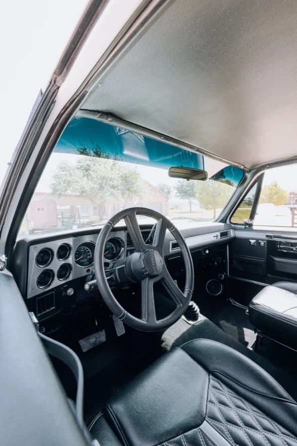 1986 Chevrolet K5 Blazer — photo 13