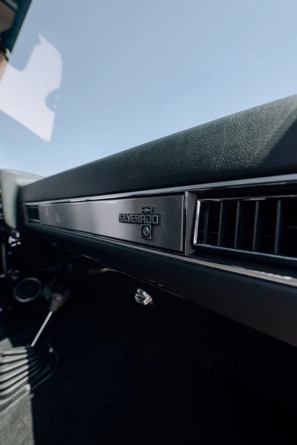 1986 Chevrolet K5 Blazer — photo 17