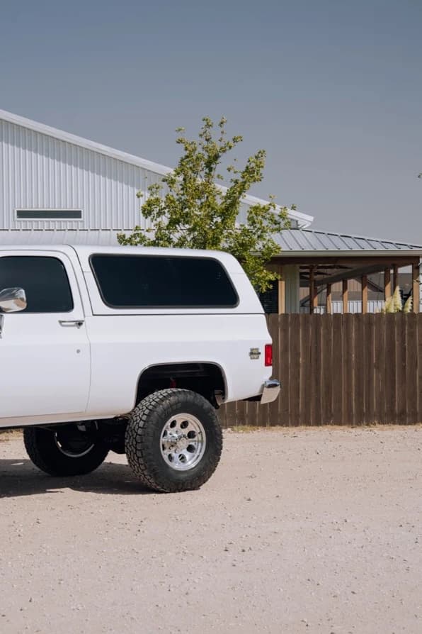 1986 Chevrolet K5 Blazer — photo 4