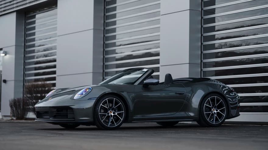 2026 Porsche 911 Carrera T Cabriolet — photo 2