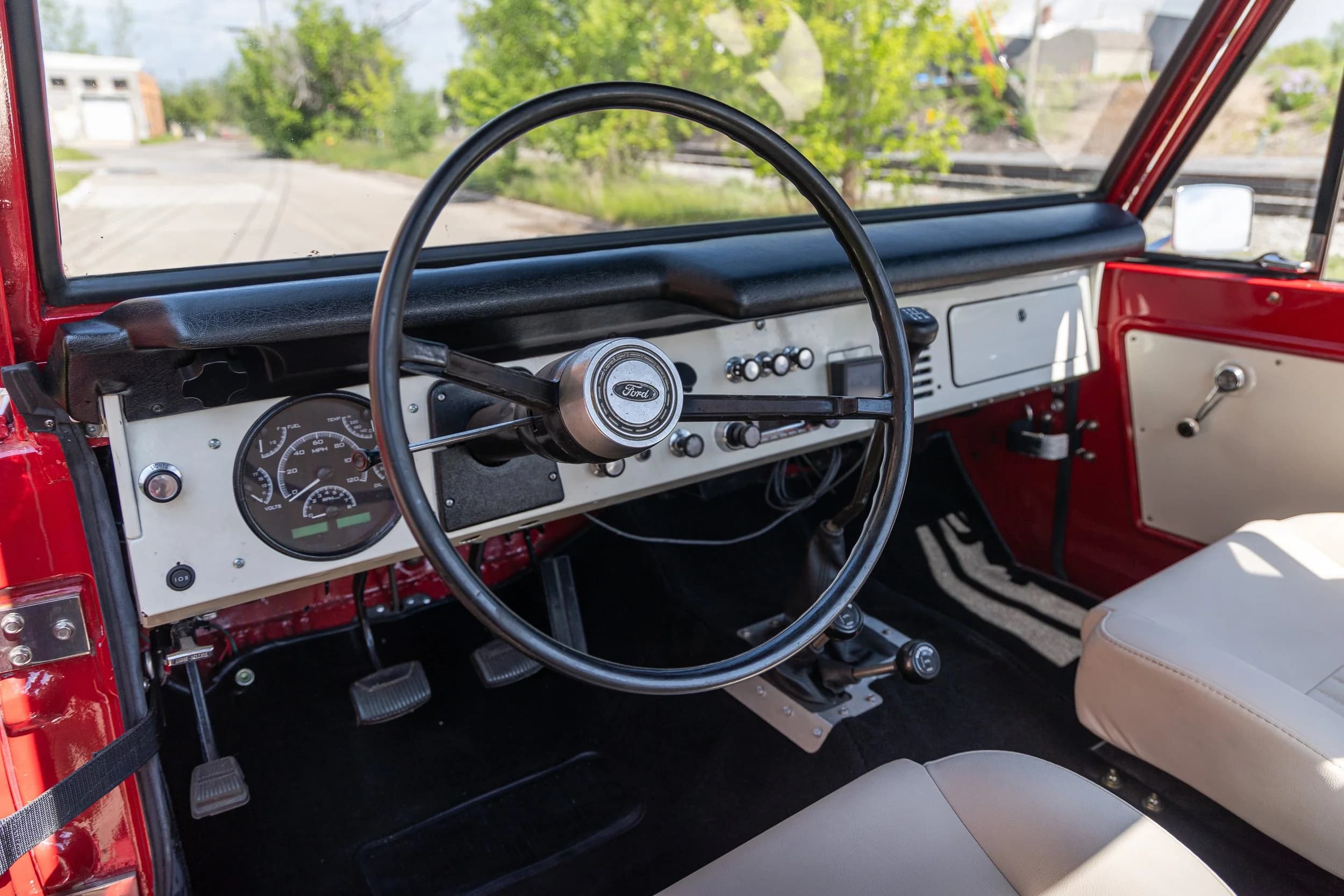 Win a '69 Ford Bronco — 347 Stroker, Holley Sniper EFI