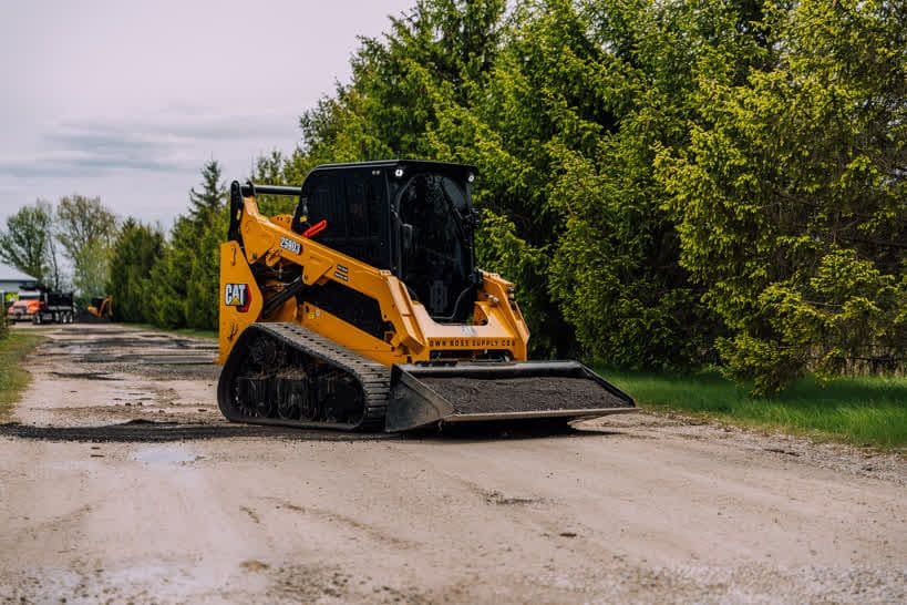 2005 Mack CV713 Granite (pre-emissions) — photo 5